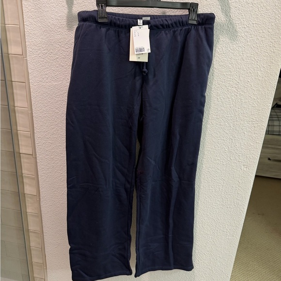 H&M wide-leg sweatpants - Picture 3 of 4